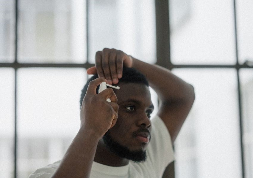 How To Apply Minoxidil Spray for Best Results